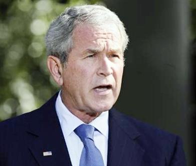 بوش يتحدث في البيت الأبيض أمس  الجمعة